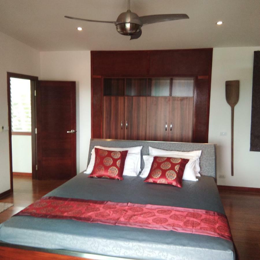 לאמאי ביץ' Stunning Villa With Ocean Views And Free Car מראה חיצוני תמונה