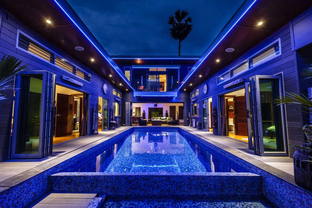 לאמאי ביץ' Stunning Villa With Ocean Views And Free Car מראה חיצוני תמונה