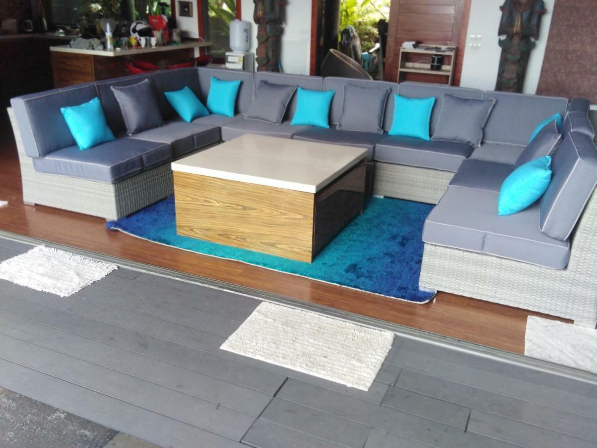 לאמאי ביץ' Stunning Villa With Ocean Views And Free Car מראה חיצוני תמונה
