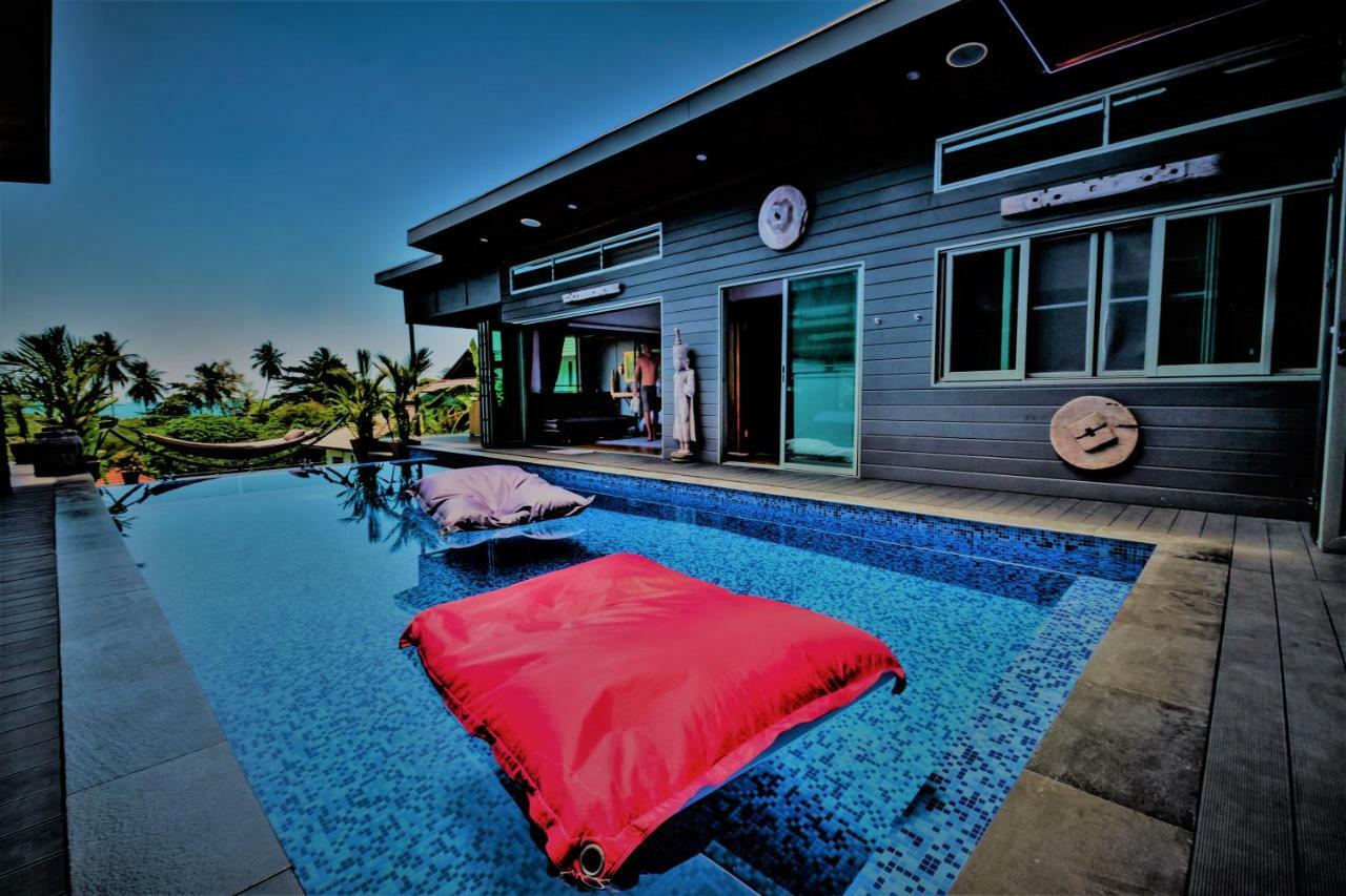 לאמאי ביץ' Stunning Villa With Ocean Views And Free Car מראה חיצוני תמונה